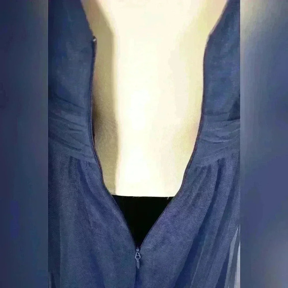 CHI CHI LONDON Navy Asymmetrical Poly Tule Mesh Brides  Plunge Dress 8US Medium - Picture 9 of 9